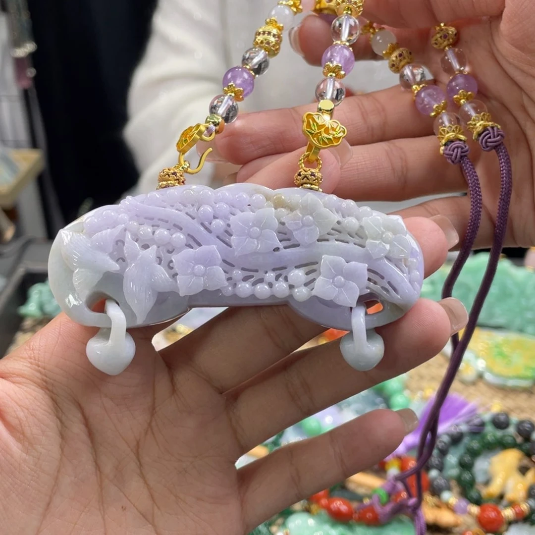 翡翠颈饰未镶嵌代编织