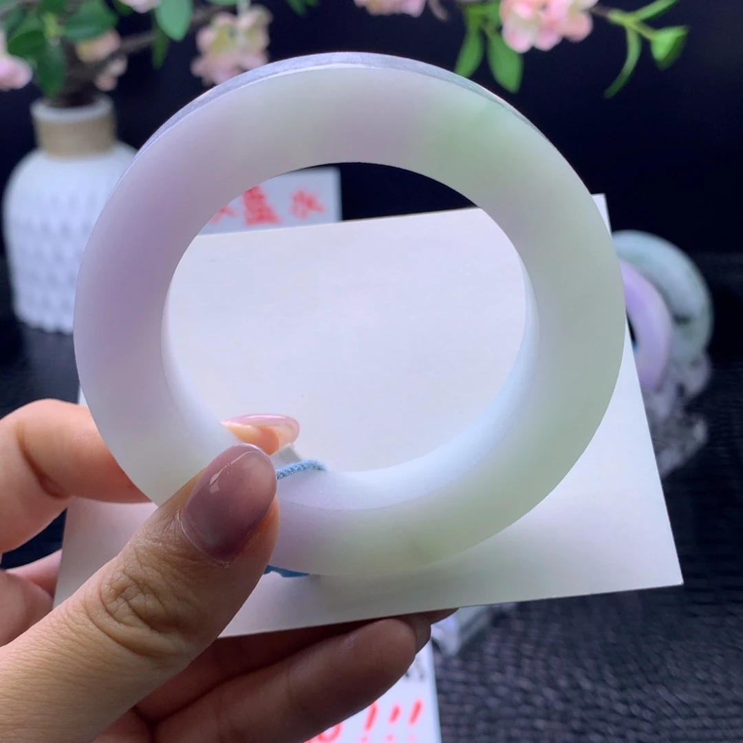 定制翡翠未镶嵌手镯