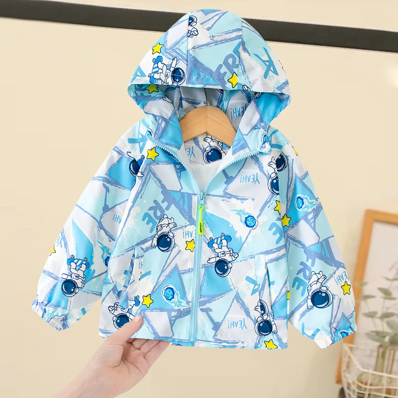 男童春秋款冲锋衣外套儿童卡通亮灯连帽眼镜上衣男孩防风夹克洋气
