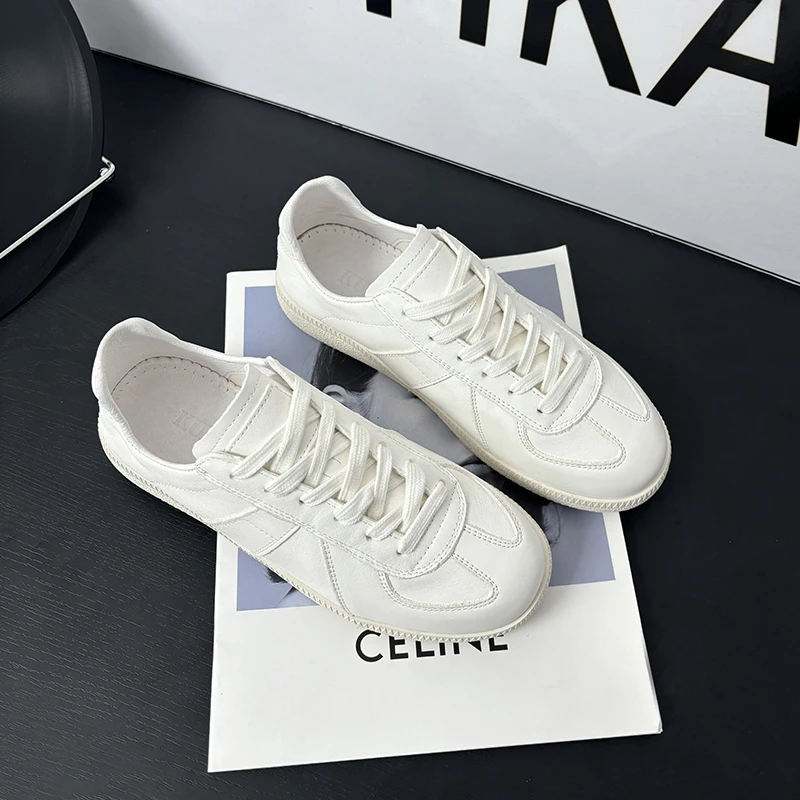 头层牛皮小白鞋女款爆款2025新款百搭系带休闲鞋轻便软底大码女鞋