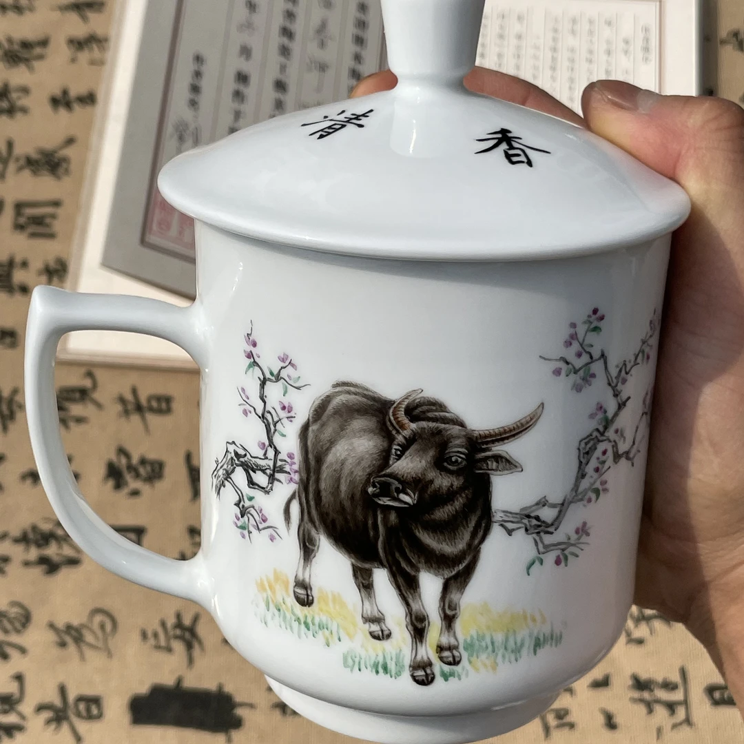 景德镇手绘牛纹办公杯新彩茶杯邓智老师带证书大容量带盖子主人杯