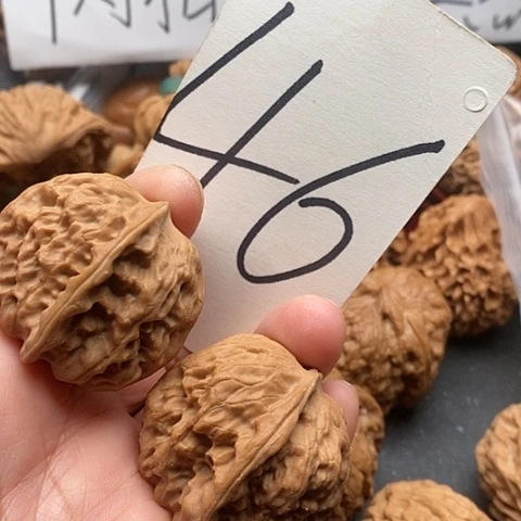 桃核吊坠布****哇核桃的营养价值