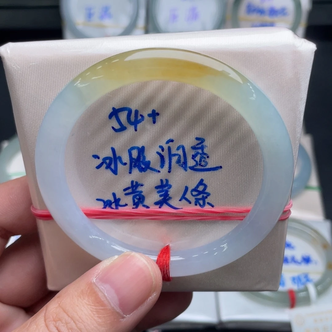 翡翠未镶嵌手镯翡翠手镯