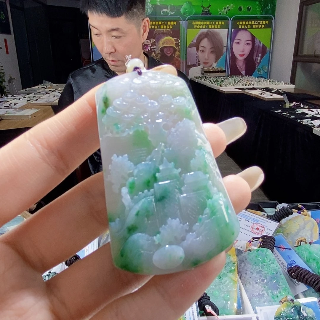 颈饰未镶嵌翡翠翡翠