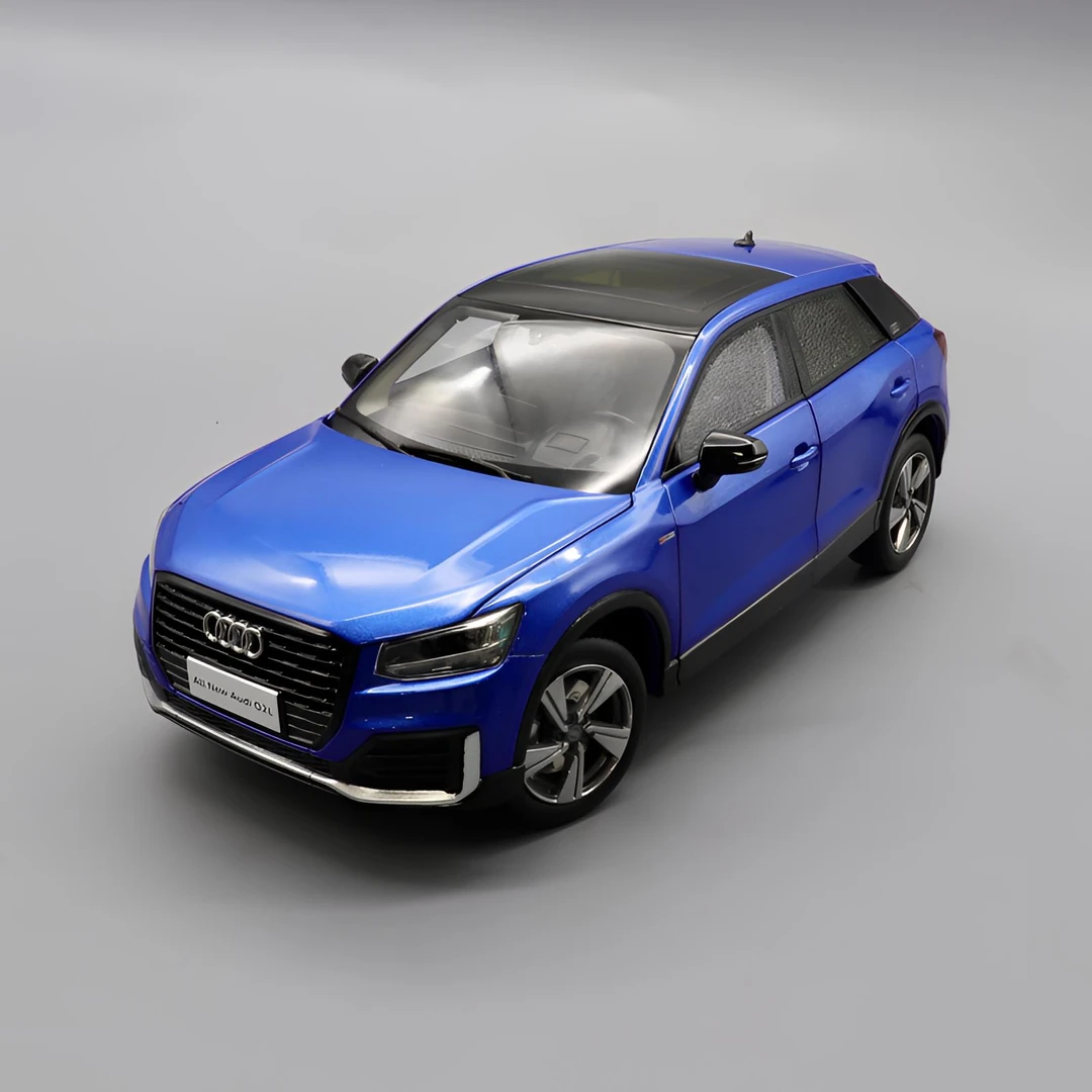 Q2合金1：18比例原厂静态汽车模型