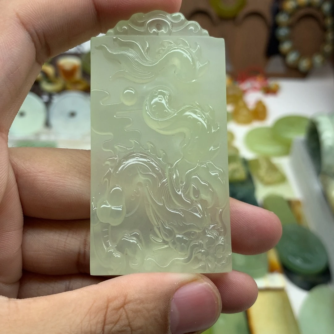 岫玉未镶嵌吊坠(不含链)