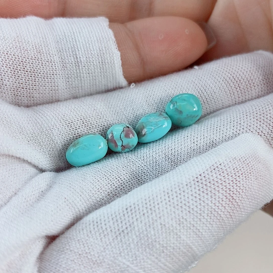 未镶嵌绿松石珠宝奇石