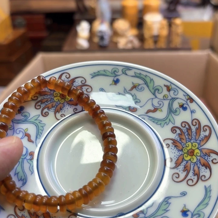 瓷片精致雕刻工艺