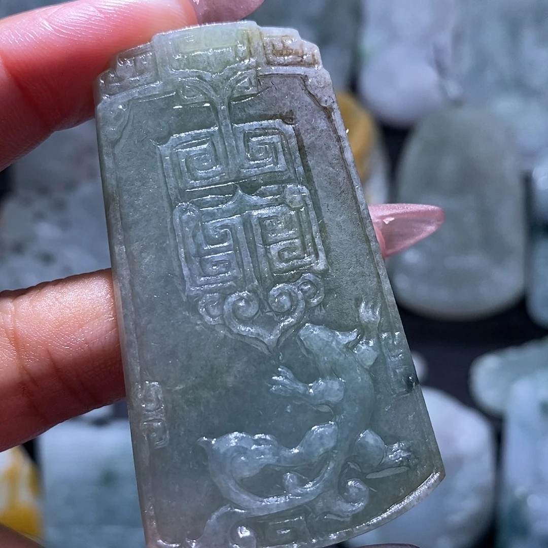 定制翡翠未镶嵌翡翠