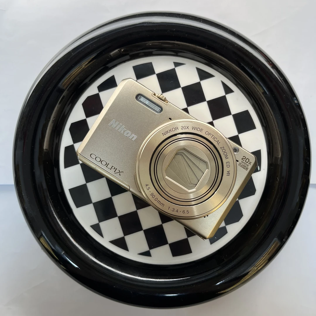 95新 Nikon/尼康 S7000稀有配色 20倍变焦支持WIFI传图 出片清晰