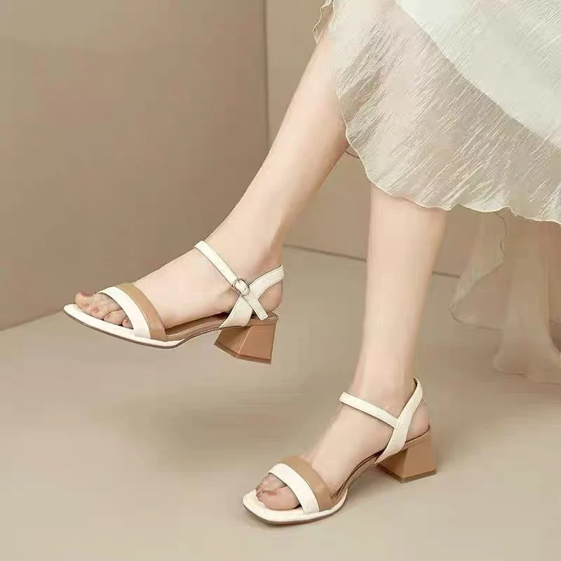 一字带凉鞋3451夏季新款优雅粗跟高跟拼色鞋面方头鞋24X