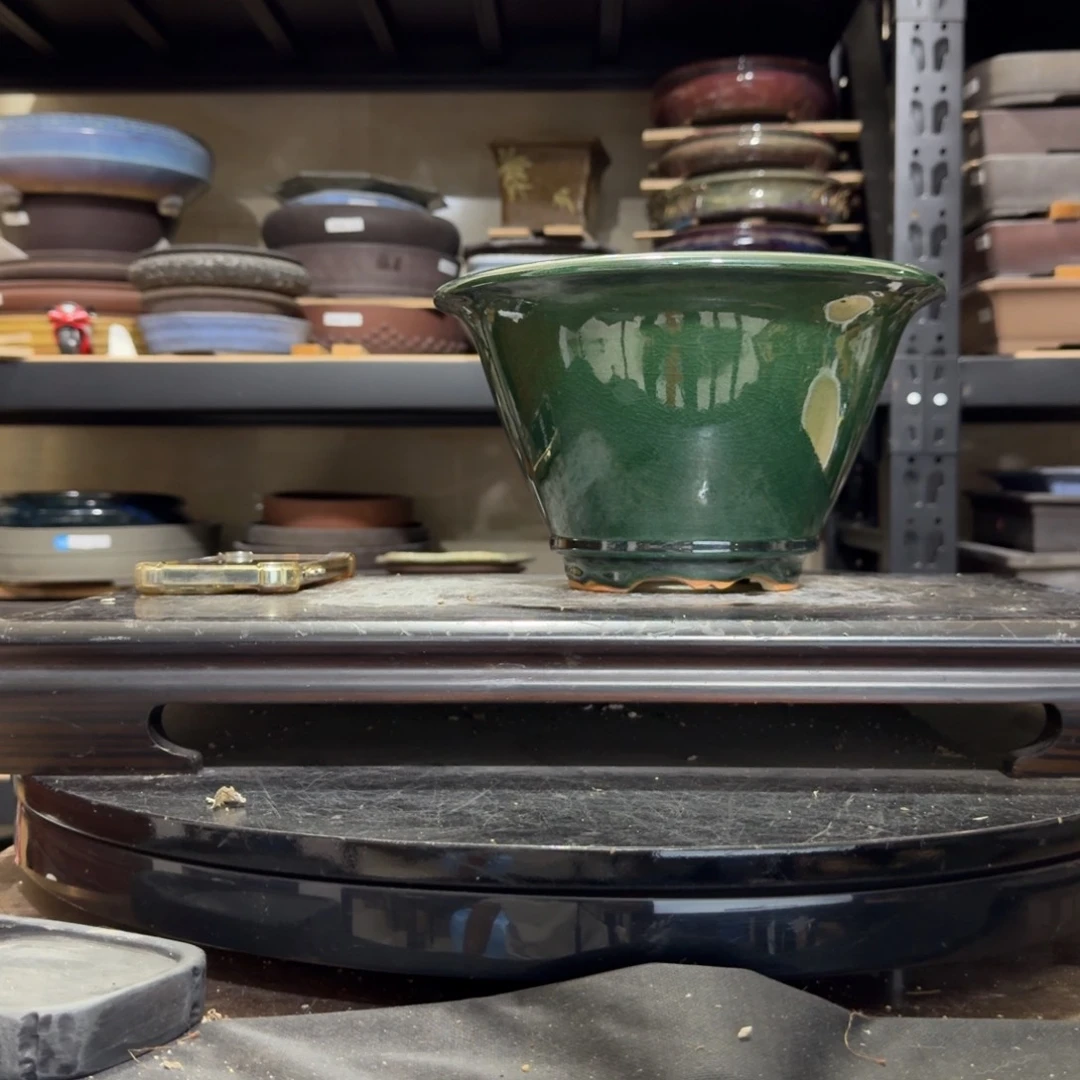 l**iv g g j j hv