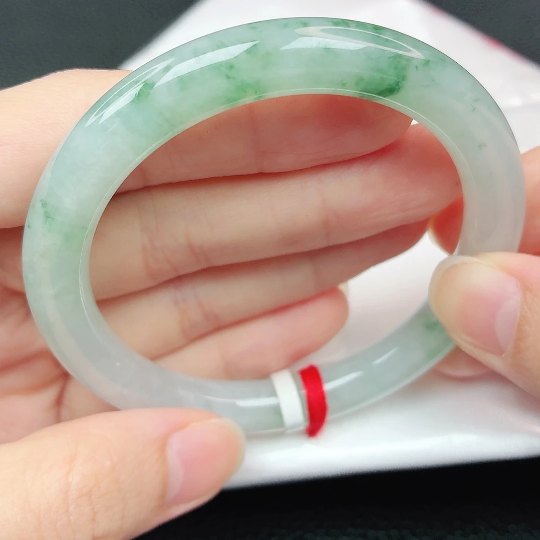 翡翠手镯未镶嵌49号圆条53