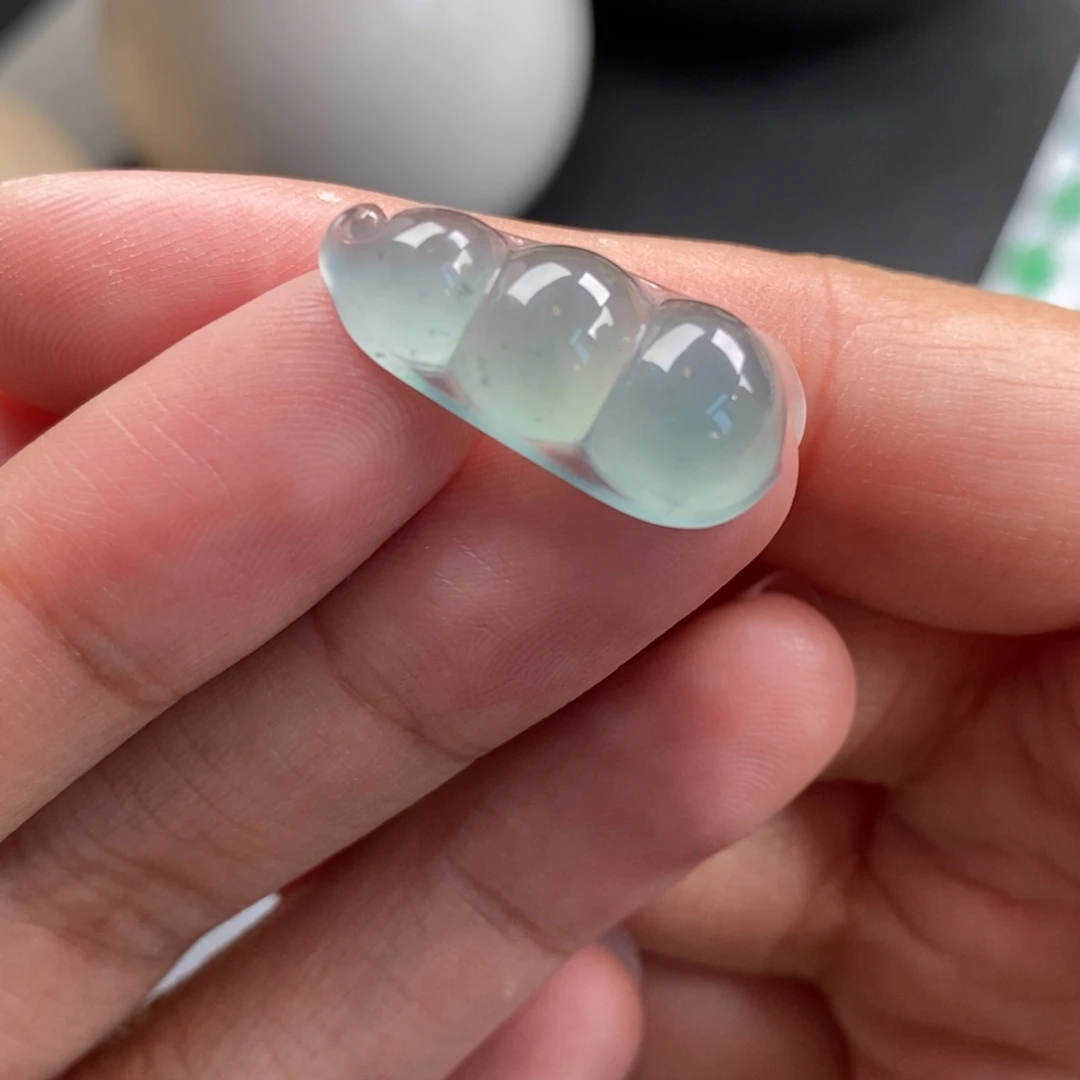 翡翠散珠晴蓝水起胶豆子