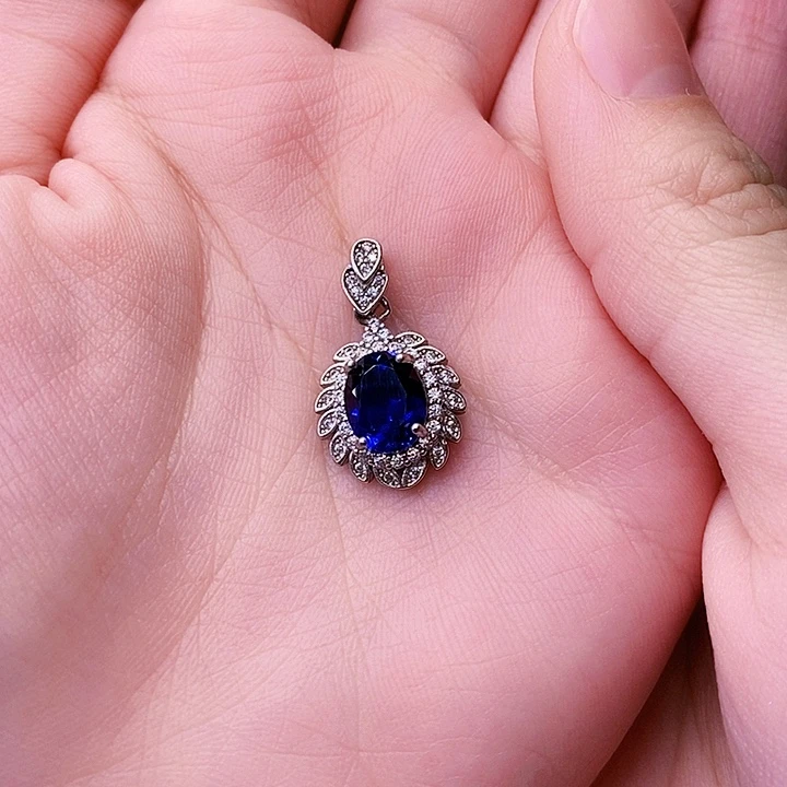 蓝宝石吊坠(赠链)银S925镶嵌