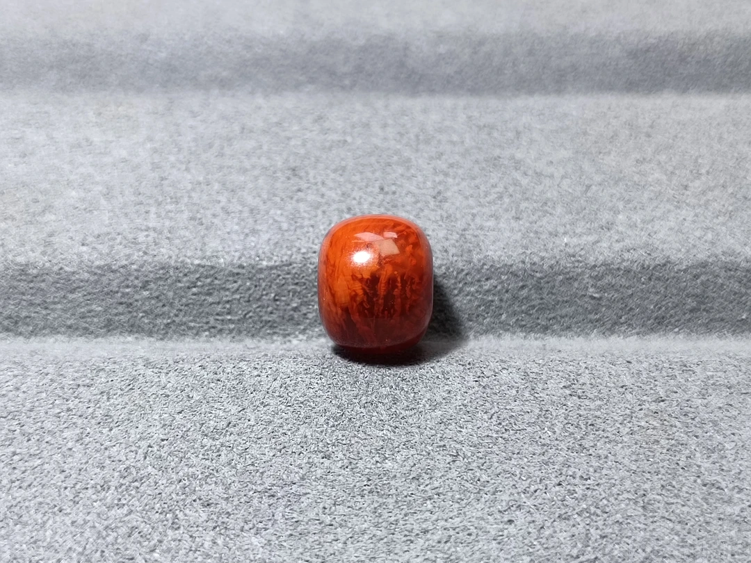 南红玛瑙瓦西老邢（尺寸9.2×7.5）