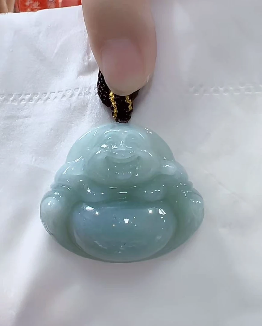 天然翡翠A货佛公（多样性发货只发一个）宽36-40高32-35厚11-13送绳