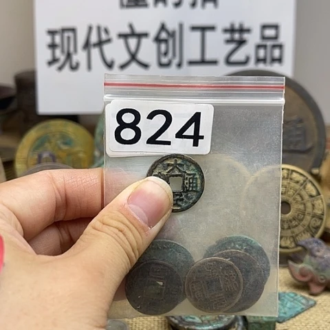 铜福****珍现代文创工艺品现代花钱