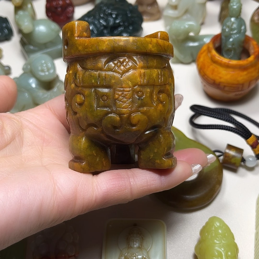 白玉菩提吊坠白玉菩提吊坠