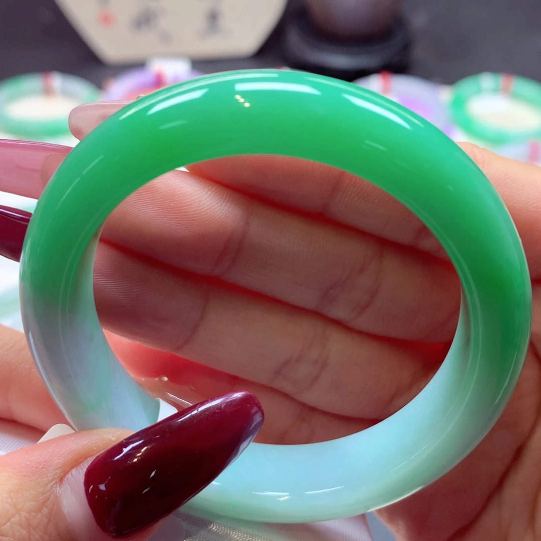 翡翠手镯未镶嵌正圈42号66