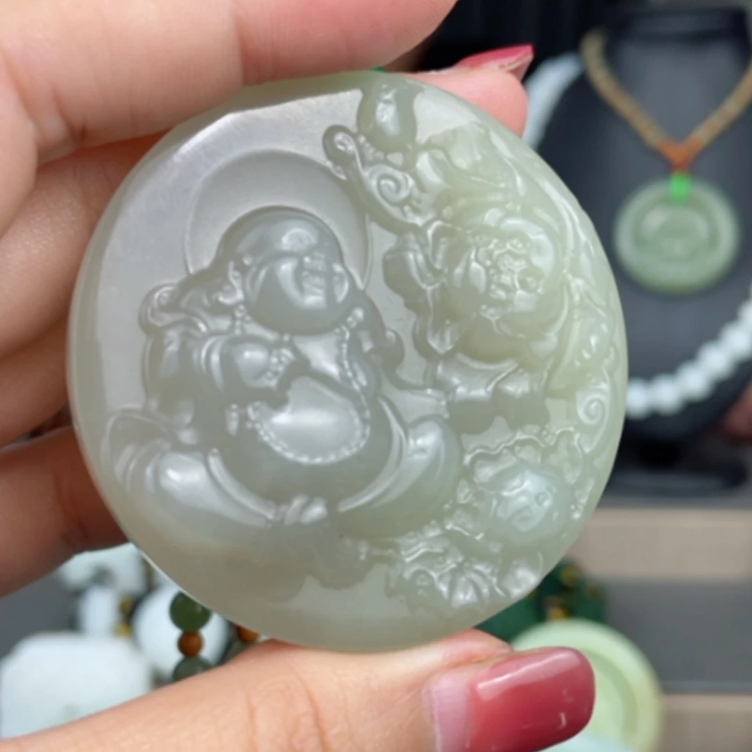 【闪购商品】颈饰未镶嵌和田玉