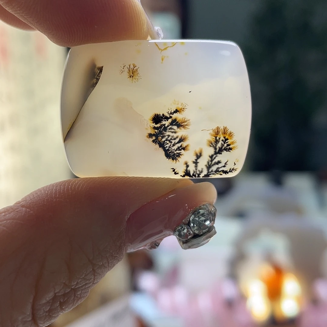 玛瑙/玉髓未镶嵌珠宝奇石