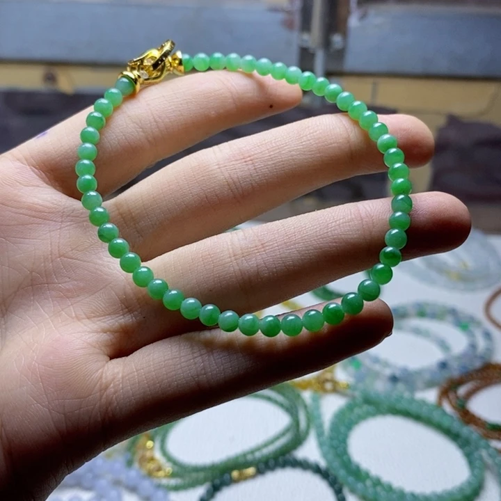 定制翡翠未镶嵌缅甸翡翠卡4