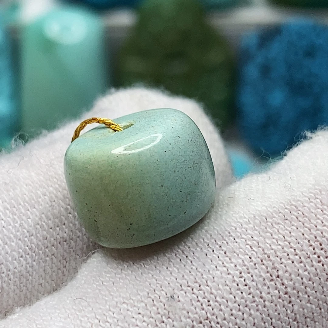 绿松石未镶嵌天然原矿 带武汉地大证书