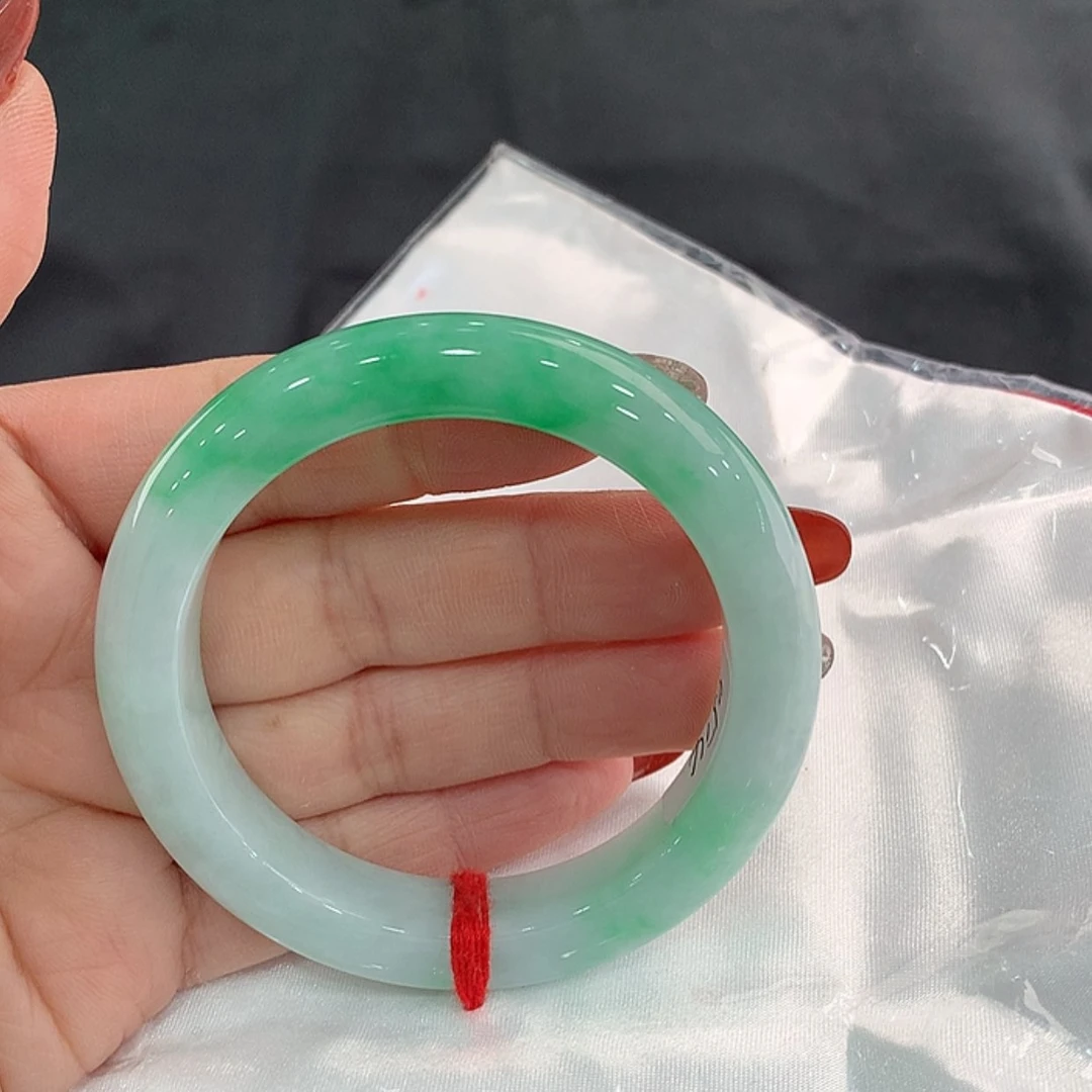 【闪购商品】翡翠手镯未镶嵌53.7，53/54