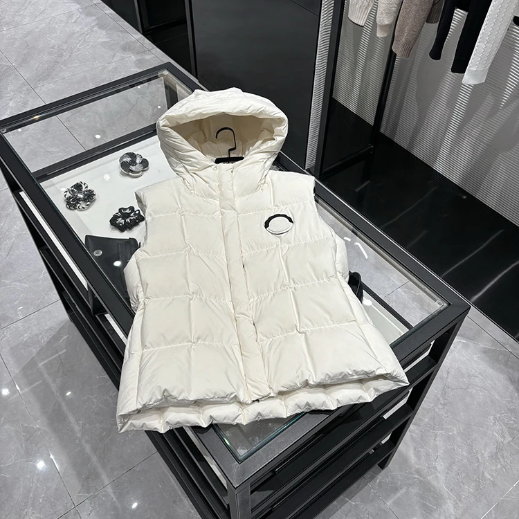 25年秋冬新款 时尚百搭休闲显瘦连帽羽绒服马甲-8809
