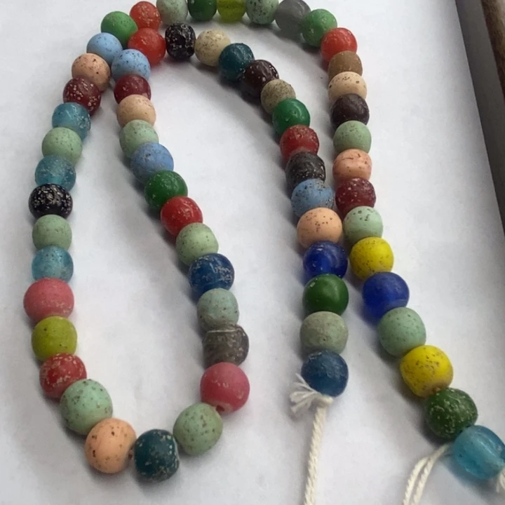 颈饰琉璃西亚老皮