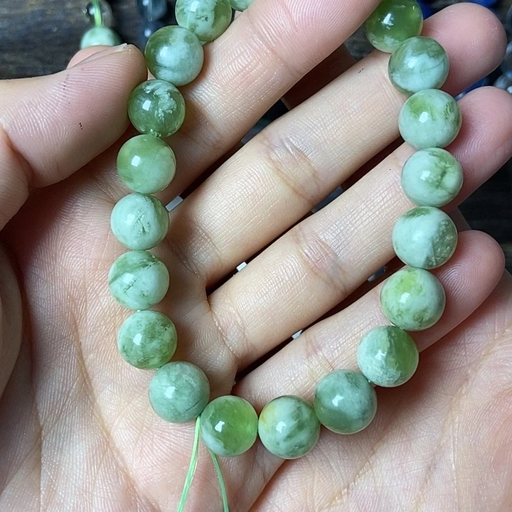 水晶手串未镶嵌青提奶盖