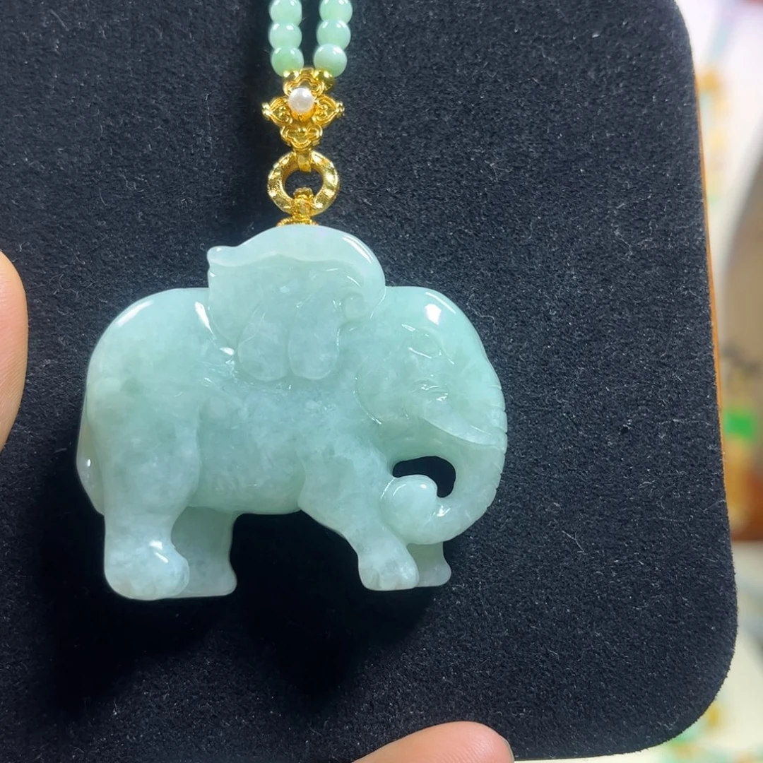 翡翠未镶嵌颈饰天然翡翠