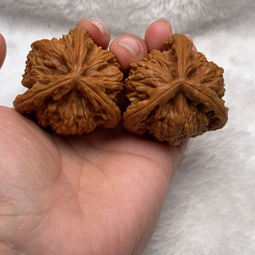 红****吊坠文玩核桃三棱