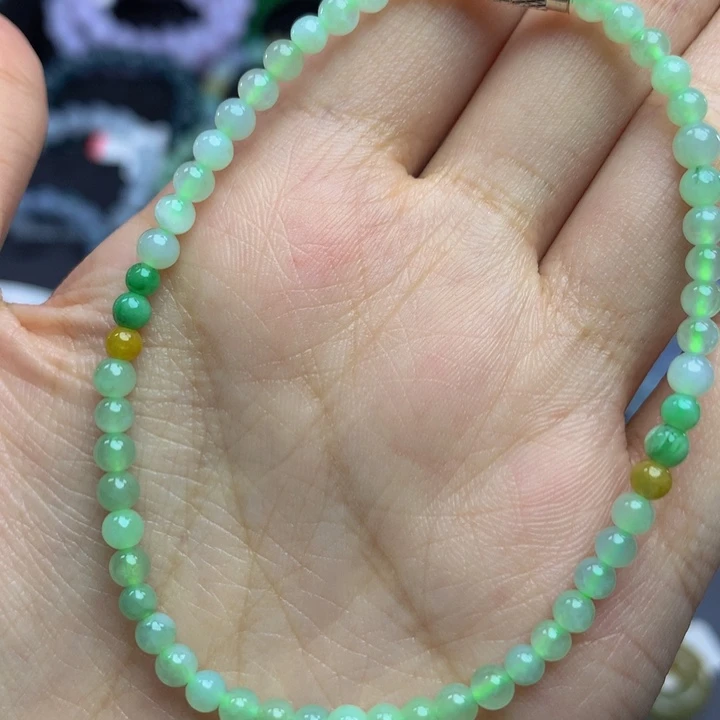 翡翠手链未镶嵌翡翠