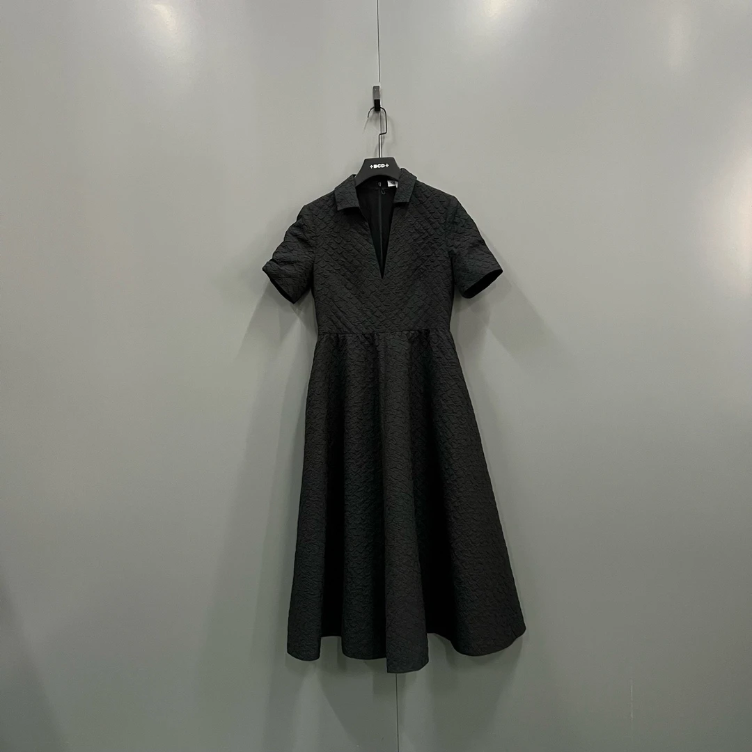 未使用 DIOR/迪奥 zt6 黑色泡泡纱短袖连衣裙 40码/019217