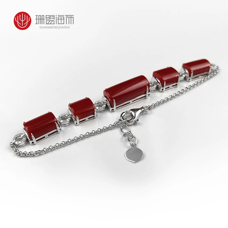 红珊瑚阿卡五颗方形珊瑚手链