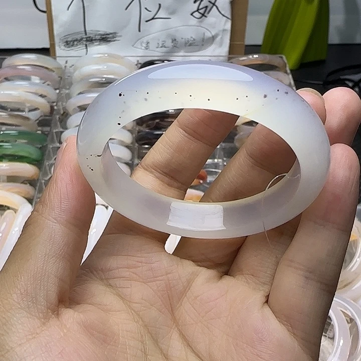 手镯玛瑙/玉髓未镶嵌50福利