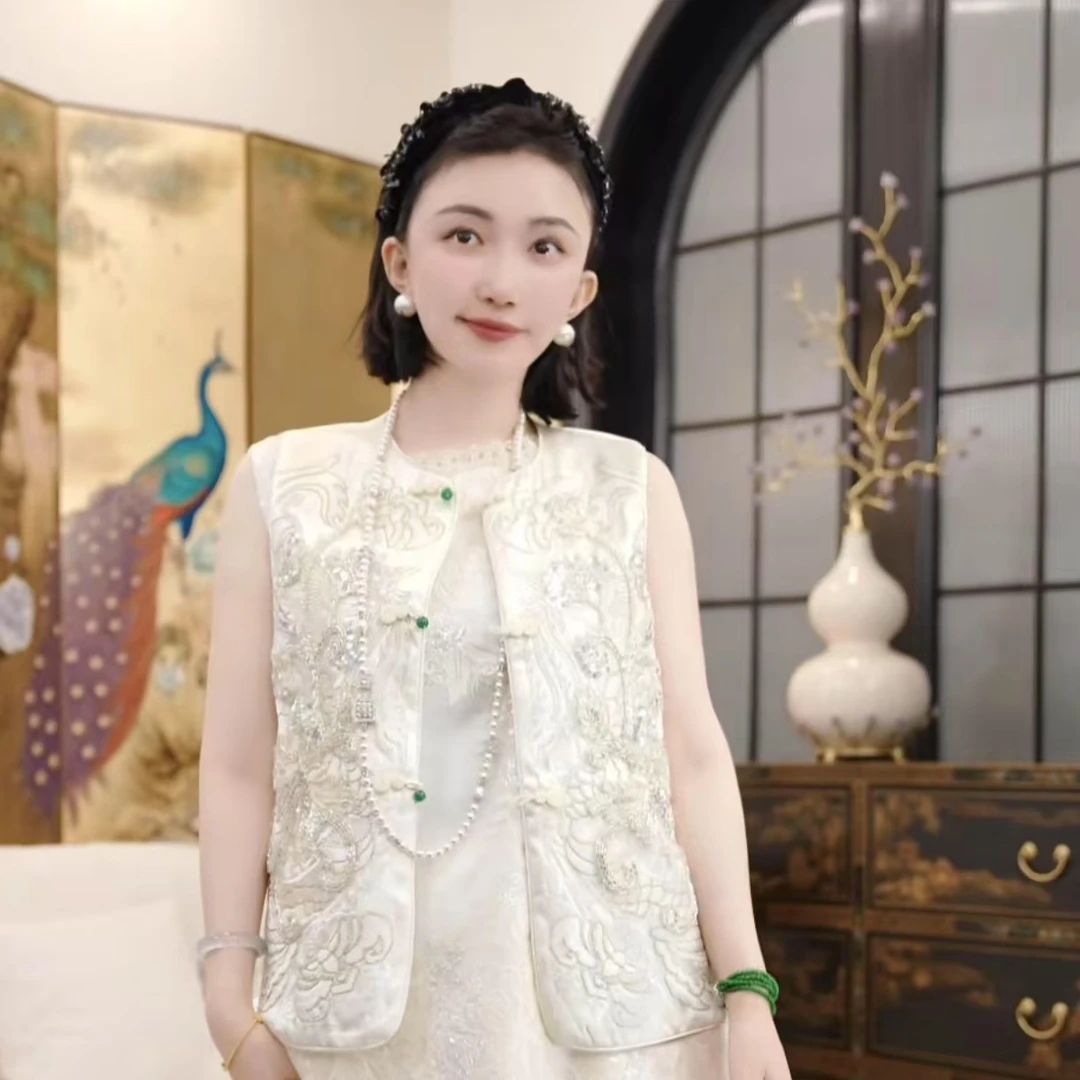 Betty Bairn【桦意漫】新中式醋酸刺绣马甲25B-BW9301