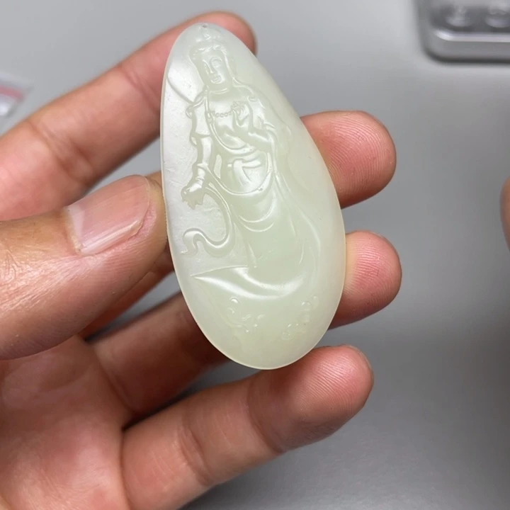 和田玉吊坠(不含链)未镶嵌飞*