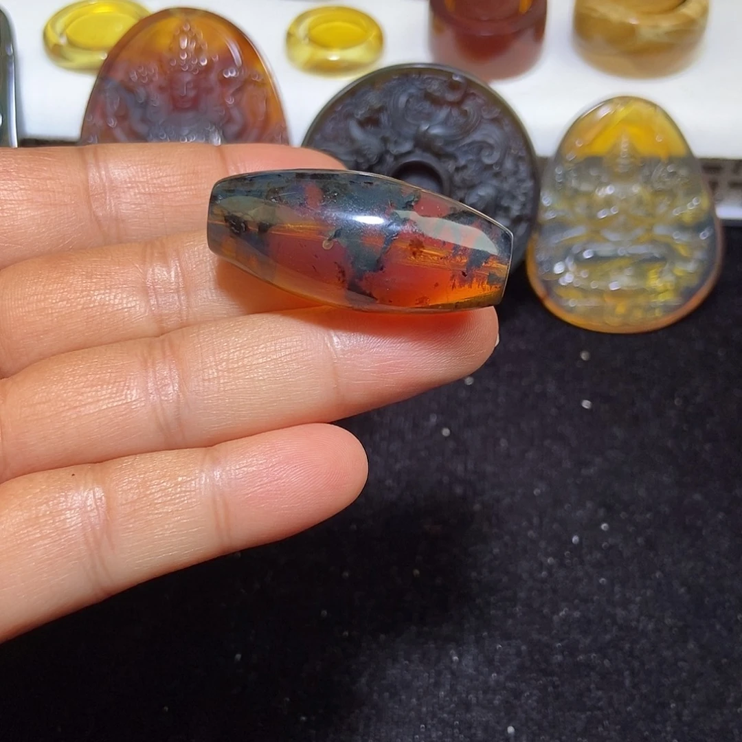 琥珀未镶嵌颈饰缅甸天然琥珀吊坠