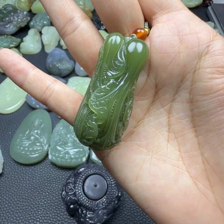 未镶嵌和田玉挂件