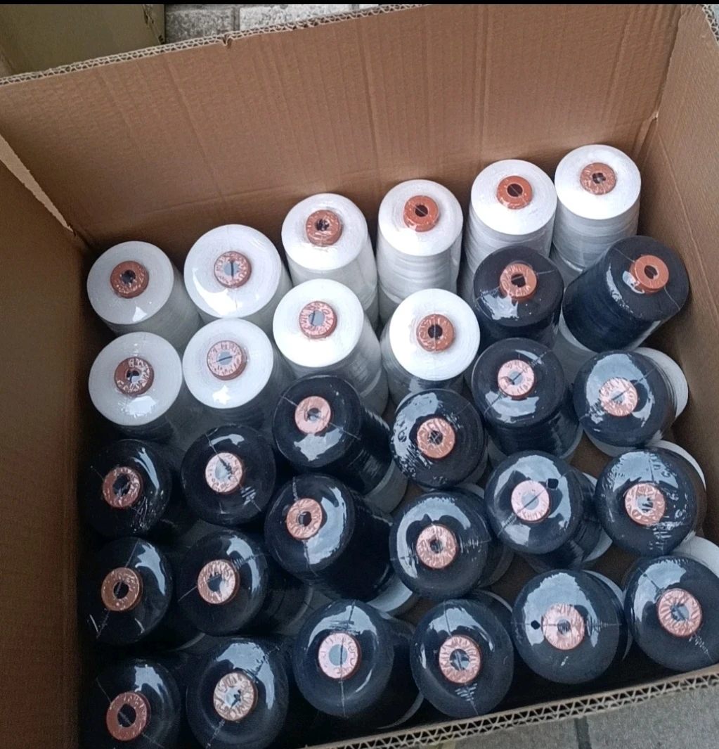 402手工缝包线缝纫机线黑色缝纫线1万码半斤装左右家用40斤批发