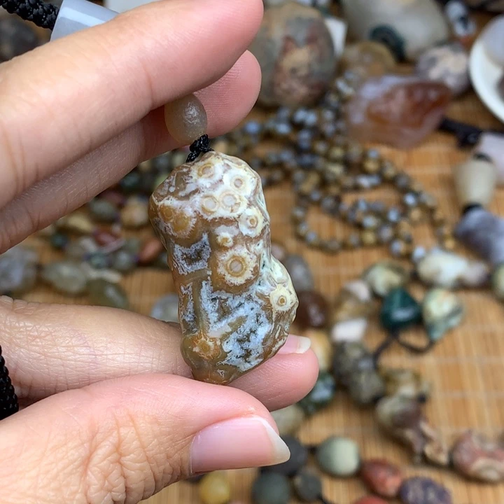 玛瑙/玉髓珠宝半成品未镶嵌田****）