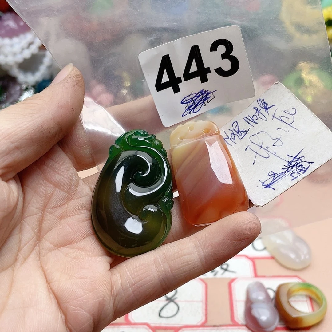 合金颈饰玛瑙/玉髓幸***星