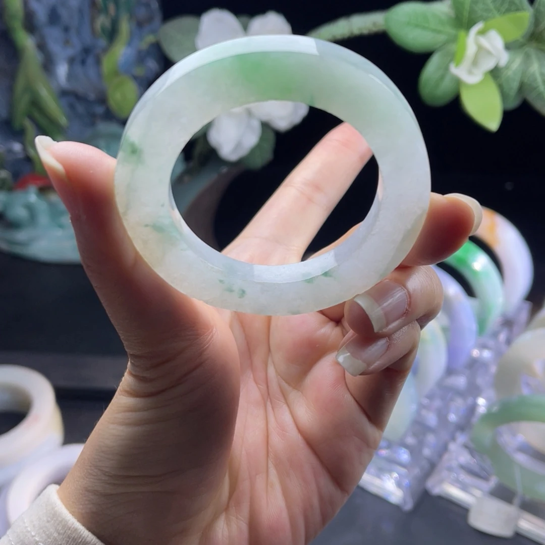 定制翡翠未镶嵌天然翡翠A货手镯