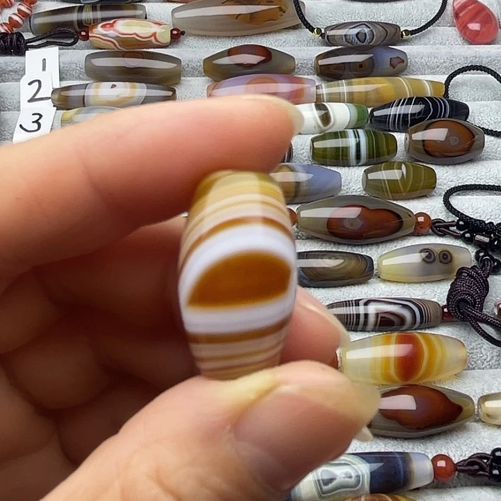 山***人玛瑙/玉髓散珠天珠