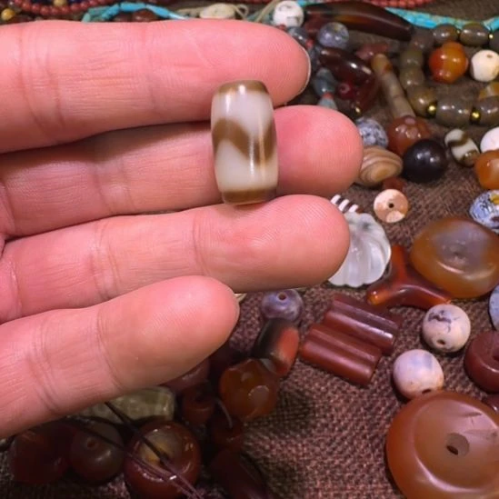 玛瑙/玉髓合金车挂