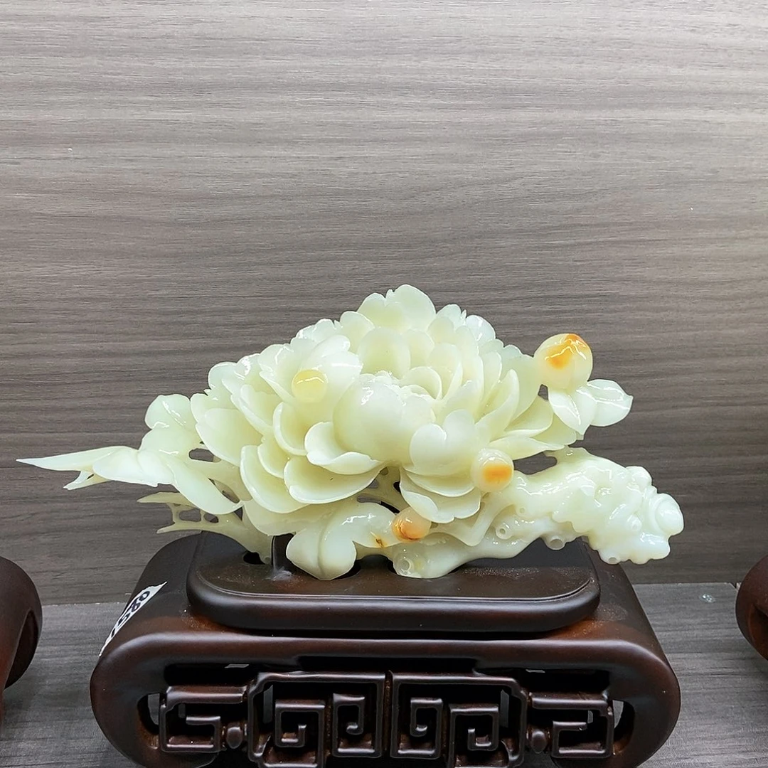 【闪购商品】蛇纹石玉（覆膜）未镶嵌珠宝奇石