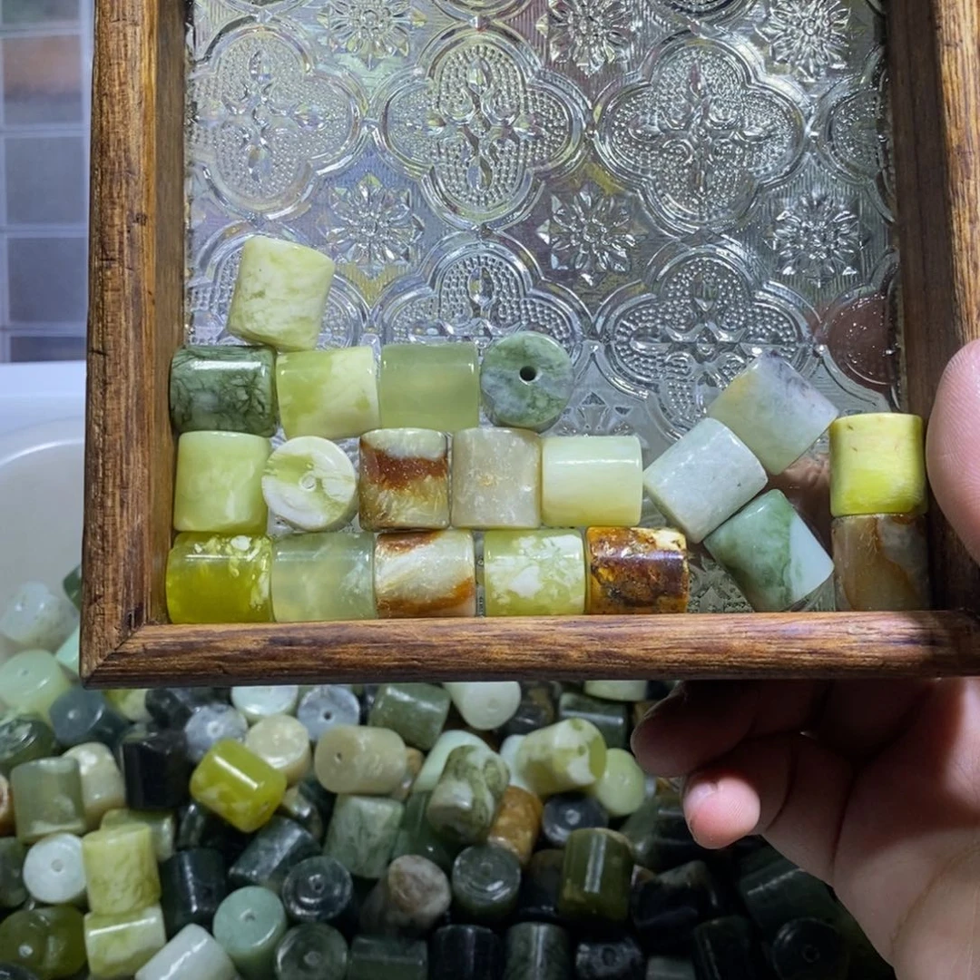 合金蛇纹石玉颈饰149